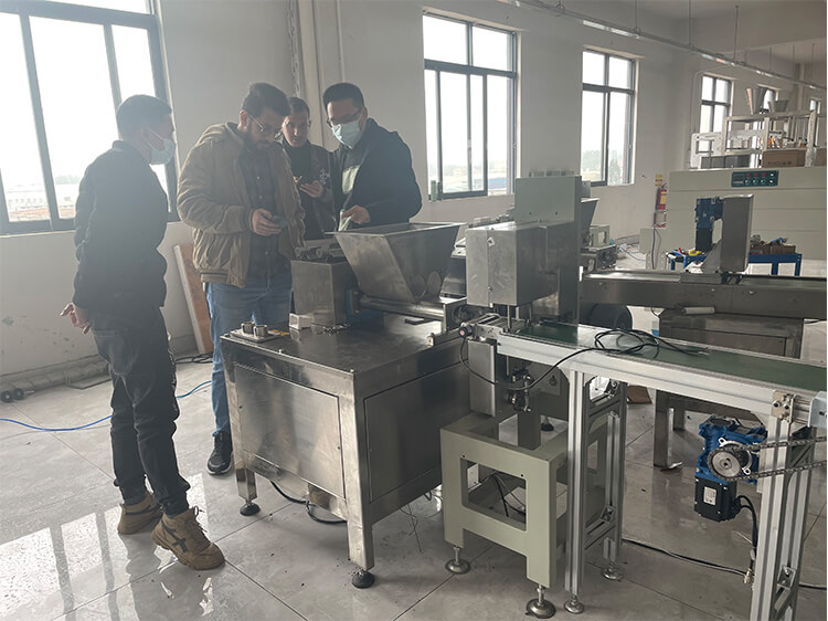 clay packing machine